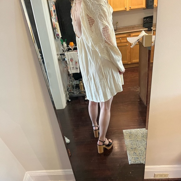 H&M Cream Voluminous Embroidery Detail Dress - Picture 9 of 11